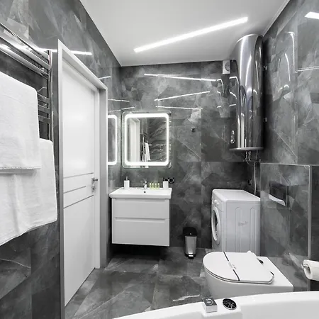 Luxury In Downtown Apartment Kyiv